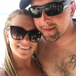 Meet your Posher, Glenda